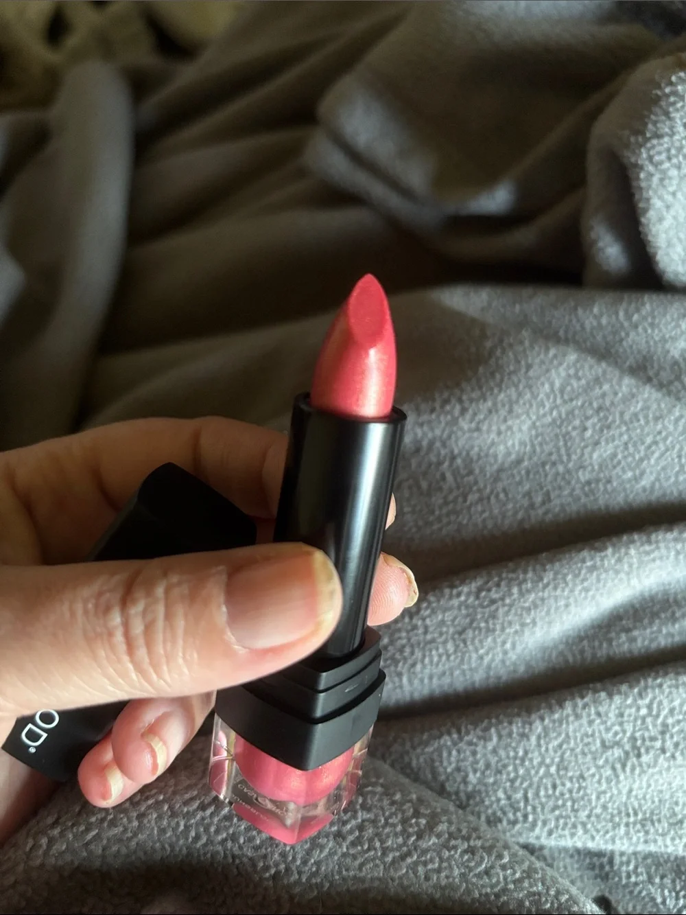 Youngblood Mineral Cosmetics Lipstick — Vibrant Pink Cream Finish